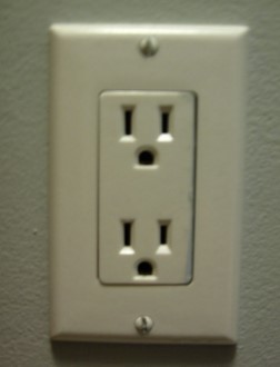 white mountain electricians outlet